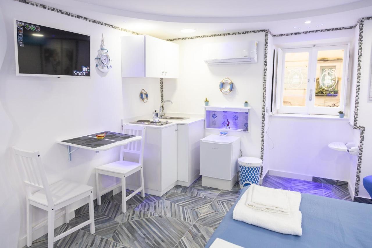 A Fenestrella E San Gregorio Armeno Appartement *